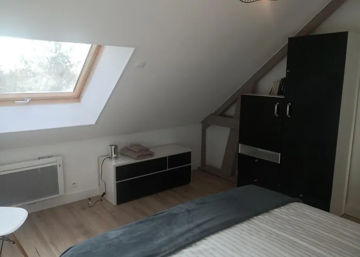 D'hote Monthorin Bed & Breakfast